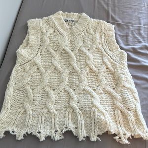 Acne studio knit vest cream size xs a bit oversized